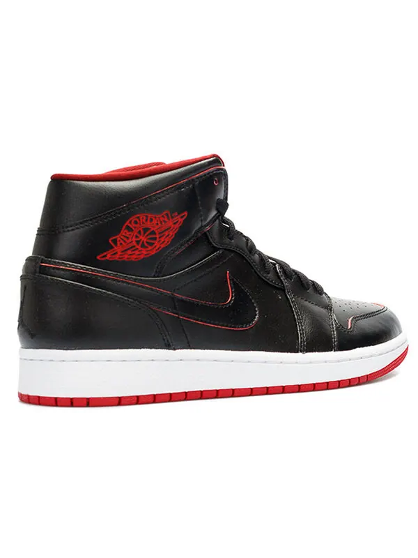 Кроссовки 1 средние Air Jordan — изображение 4 из 4