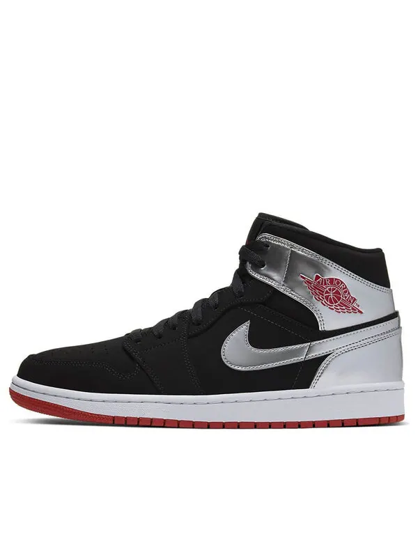 Кроссовки 1 средние Air Jordan — изображение 1 из 4
