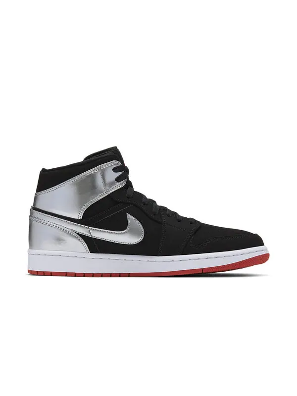 Кроссовки 1 средние Air Jordan — изображение 2 из 4
