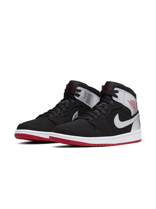 Кроссовки 1 средние Air Jordan — изображение 3 из 4