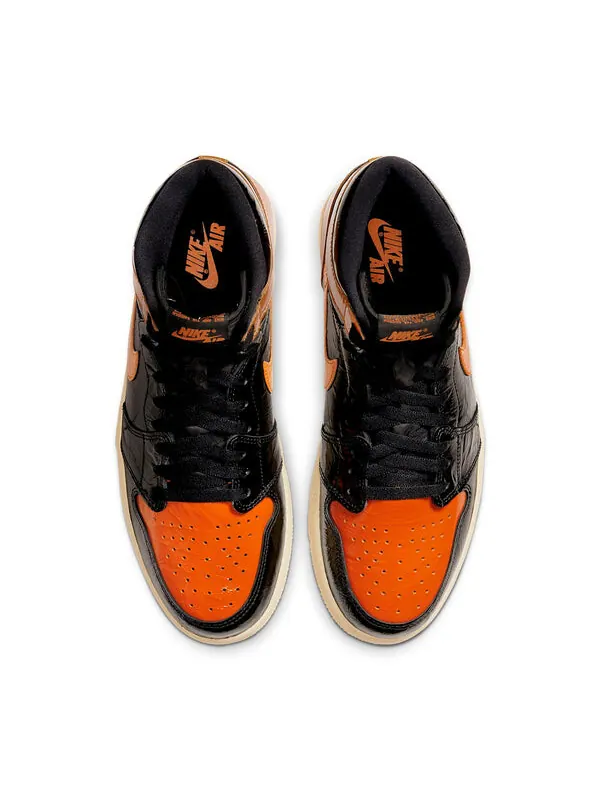 Кроссовки 1 ретро высокие og Air Jordan — изображение 2 из 4, черный/бледный