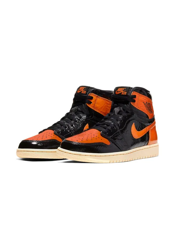Кроссовки 1 ретро высокие og Air Jordan — изображение 4 из 4, черный/бледный