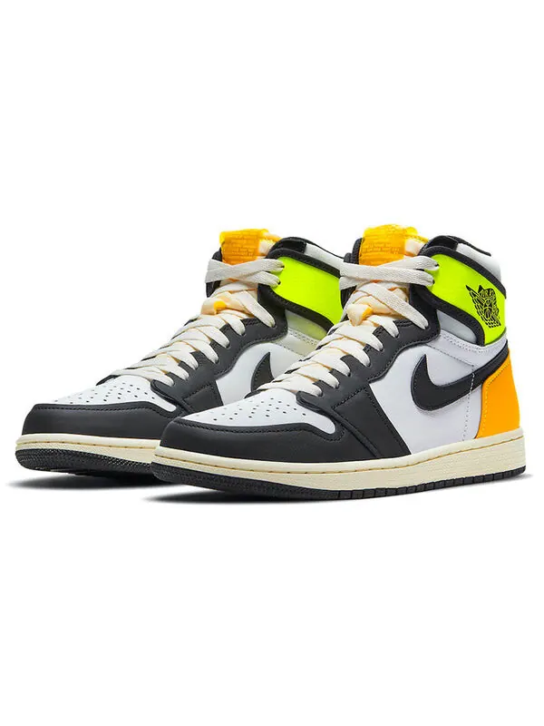 Кроссовки 1 ретро высокие og Air Jordan — изображение 3 из 4, белый