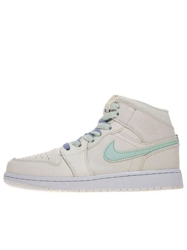 Кроссовки 1 средние Air Jordan — изображение 1 из 4