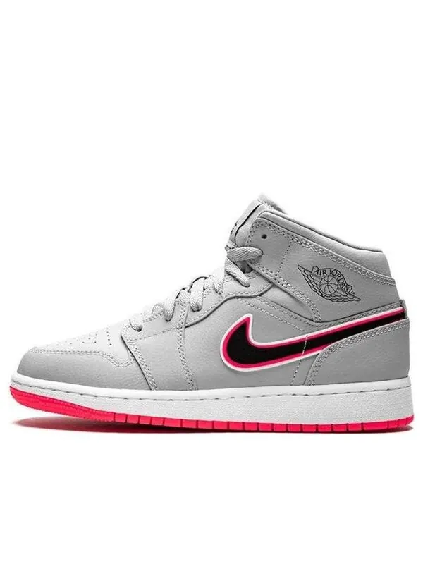 Кроссовки 1 средние Air Jordan — изображение 1 из 4