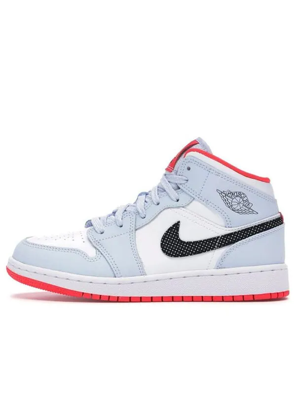 Кроссовки 1 средние Air Jordan — изображение 1 из 4
