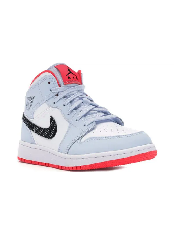 Кроссовки 1 средние Air Jordan — изображение 3 из 4