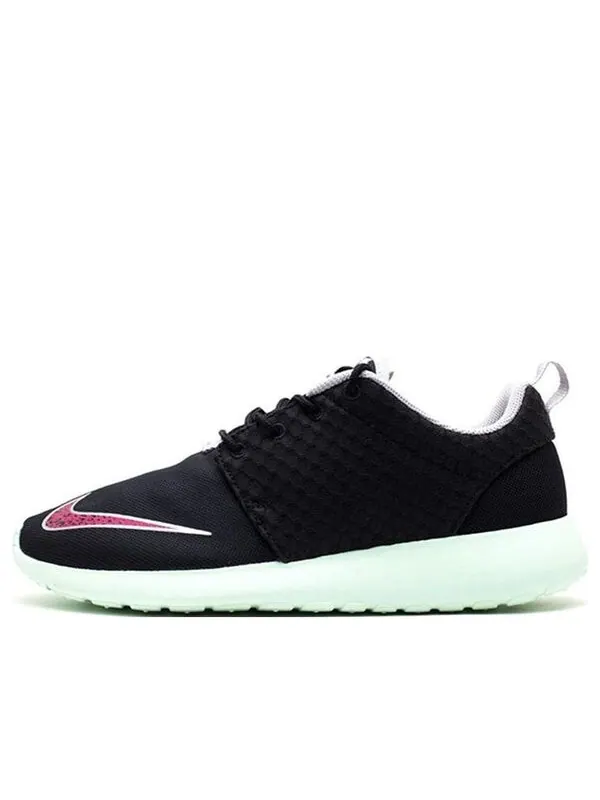 Кроссовки roshe one fb Nike — изображение 1 из 3, черный/розовый