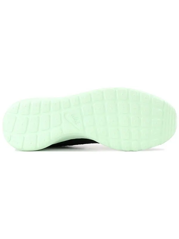 Кроссовки roshe one fb Nike — изображение 3 из 3, черный/розовый
