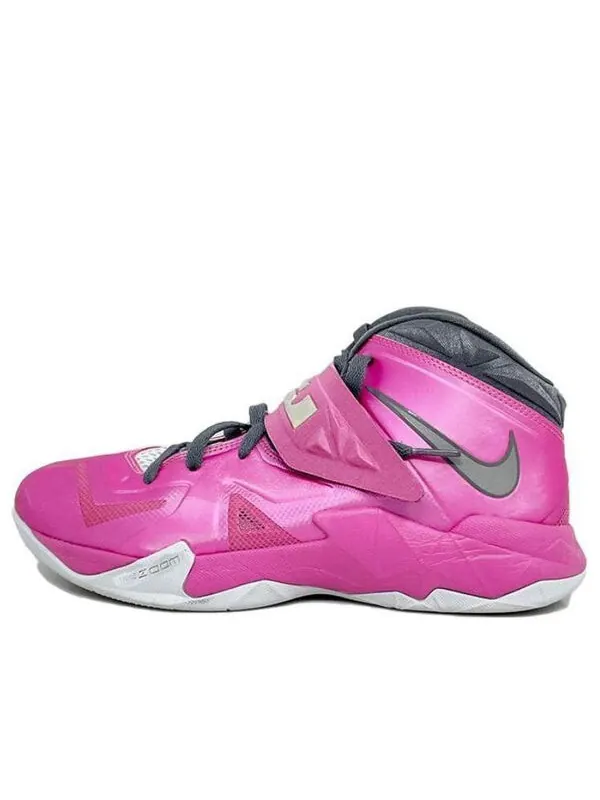Кроссовки Nike LeBron Zoom Soldier 7 'Kay Yow' — изображение 1 из 4