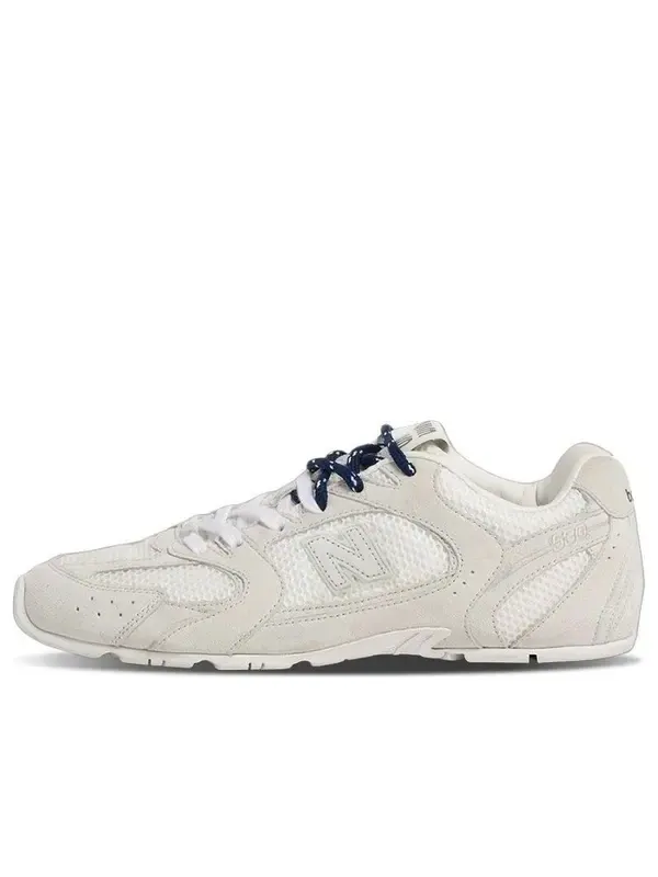 Кроссовки 530 x miu miu замшевая сетка New Balance — изображение 1 из 4, белый
