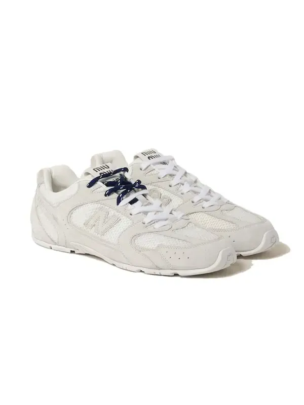 Кроссовки 530 x miu miu замшевая сетка New Balance — изображение 2 из 4, белый