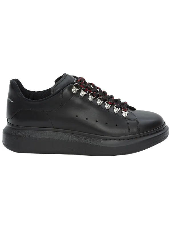Кроссовки oversized sneaker with hook eyelets 'black' Alexander Mcqueen — изображение 2 из 4, черный