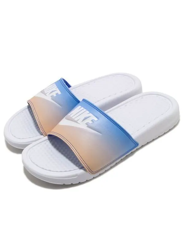 Тапочки benassi jdi print slide 'white hyper royal' Nike — изображение 4 из 4, белый/синий/розовый