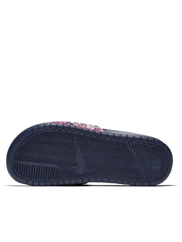 Тапочки benassi jdi print splash ink minimalistic black pink slippers Nike — изображение 4 из 4, розовый