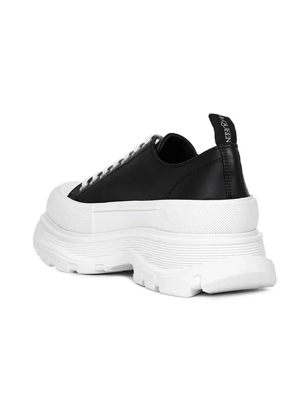 Кроссовки tread slick lace-up 'black' Alexander Mcqueen — изображение 4 из 4, черный/белый