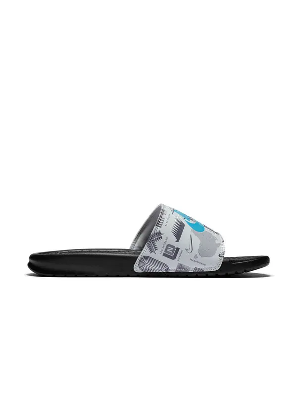 Тапочки benassi jdi slide 'worldwide pack' Nike — изображение 2 из 4, черный / белый
