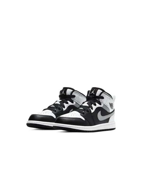 Кроссовки 1 средние Air Jordan — изображение 3 из 4