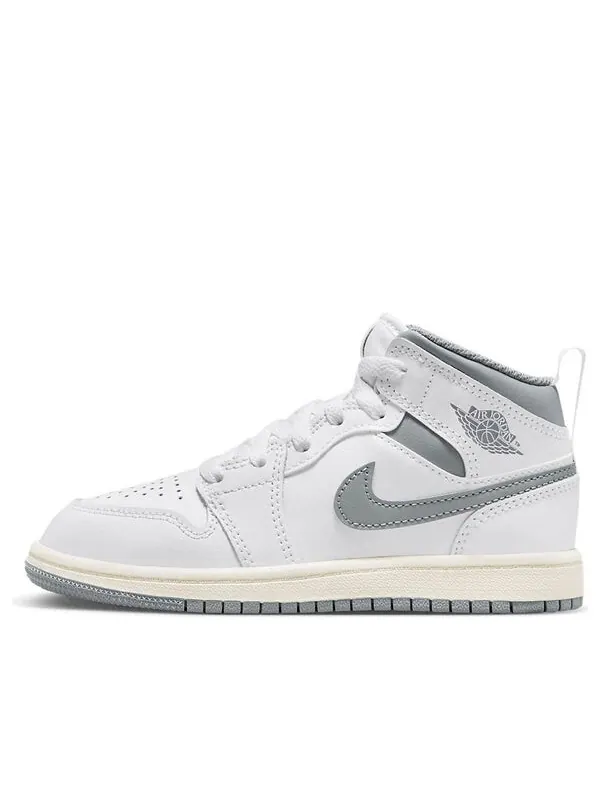 Кроссовки 1 средние Air Jordan — изображение 1 из 4, белый