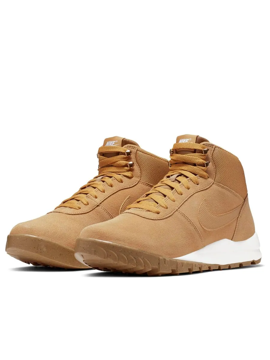 Спортивные кроссовки Nike Hoodland Suede 'Haystack' — изображение 3 из 6, бежевый