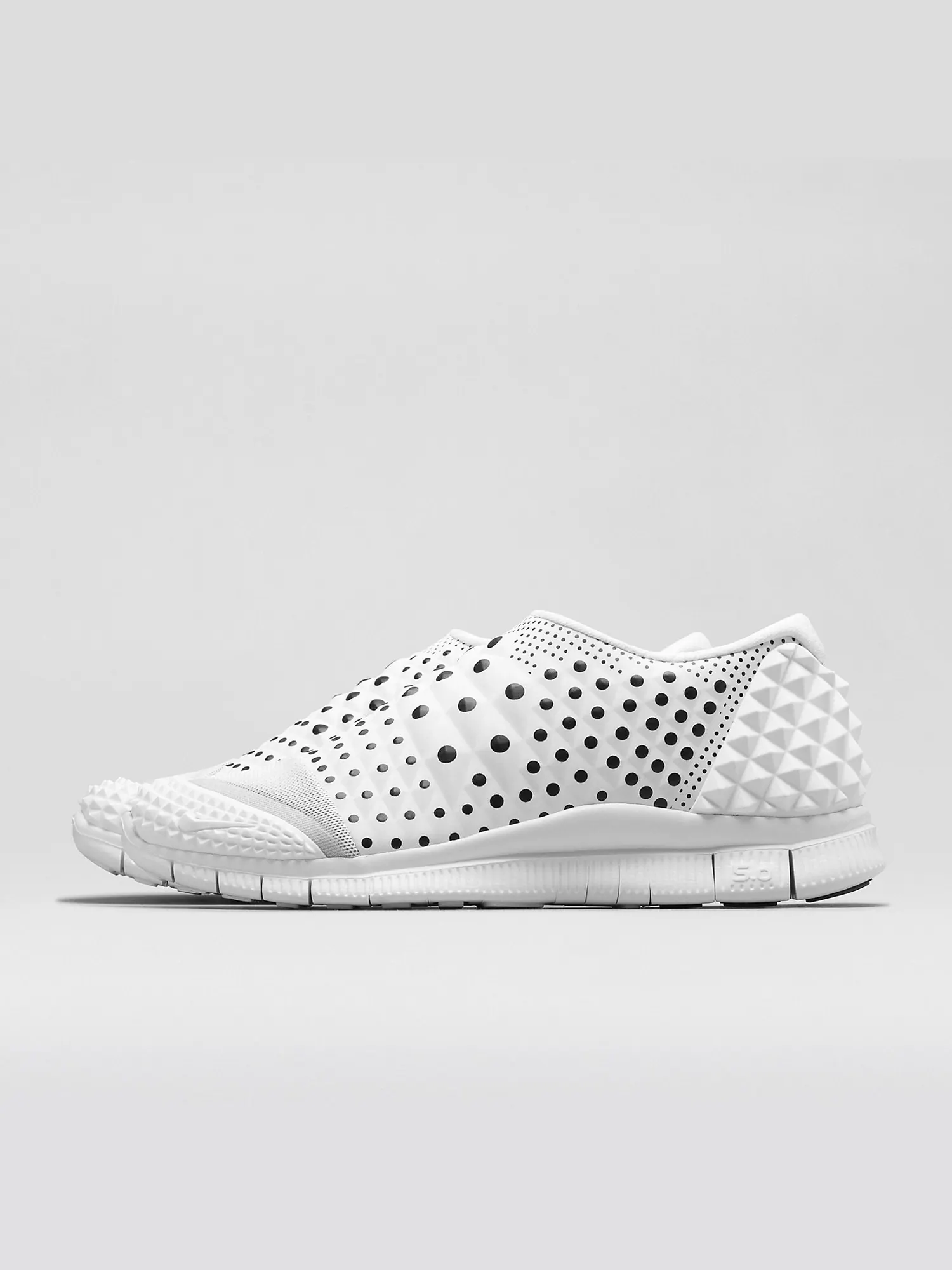Кроссовки Nike Free Orbit 2 — изображение 3 из 6, белый