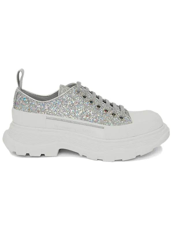 Кроссовки tread slick glitter low sneaker 'silver' Alexander Mcqueen — изображение 2 из 4, серебристый/белый