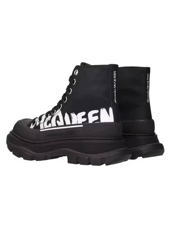 Кроссовки tread slick graffiti logo boots 'black white' Alexander Mcqueen — изображение 4 из 4, черный/белый