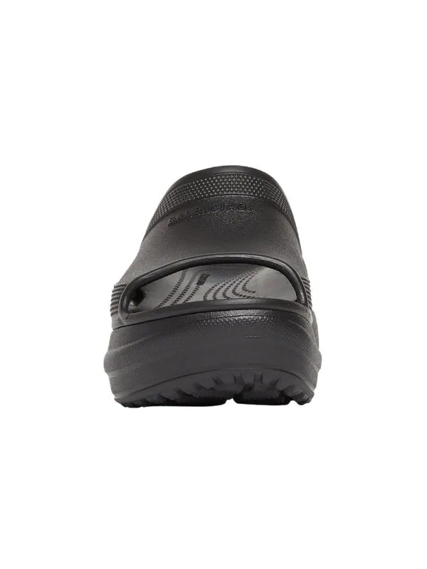 Сандалии x crocs pool slide sandals 'black' Balenciaga — изображение 3 из 4, черный