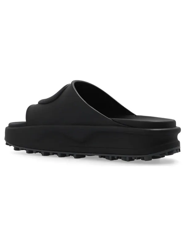 Сандалии interlocking g slide sandal 'black rubber' Gucci — изображение 4 из 4, черный