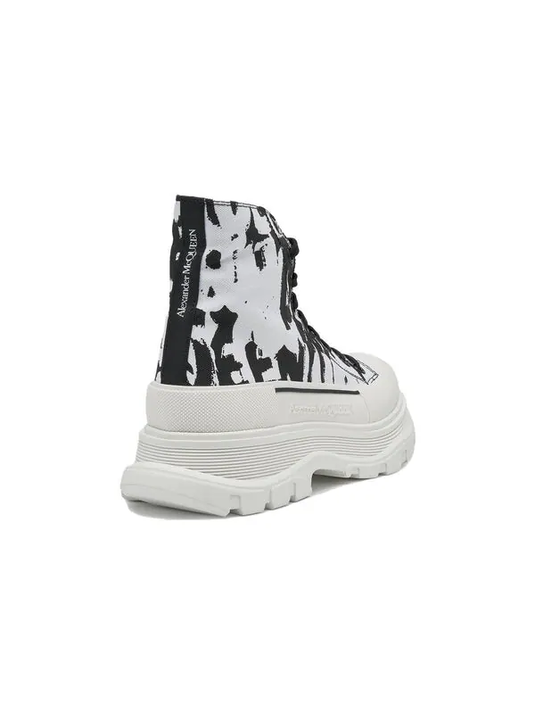 Кроссовки tread slick graffiti boots 'white black cream' Alexander Mcqueen — изображение 3 из 4, белый/черный