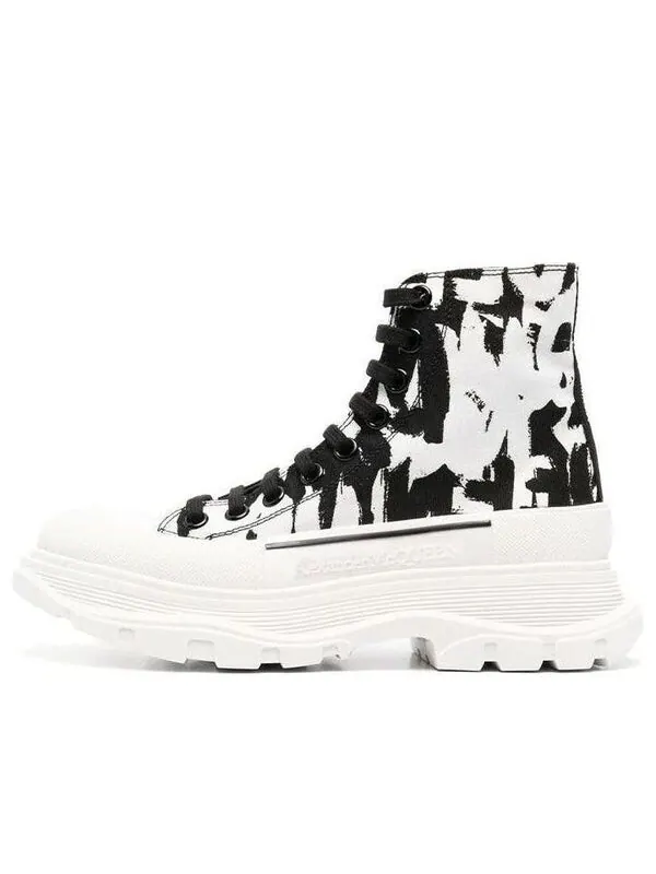 Кроссовки mcqueen graffiti tread slick boots 'white black' Alexander Mcqueen — изображение 1 из 4, белый/черный