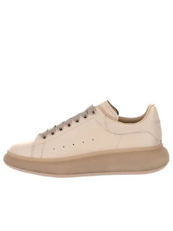 Кроссовки oversized low-top sneakers 'beige' Alexander Mcqueen — изображение 1 из 4, бежевый