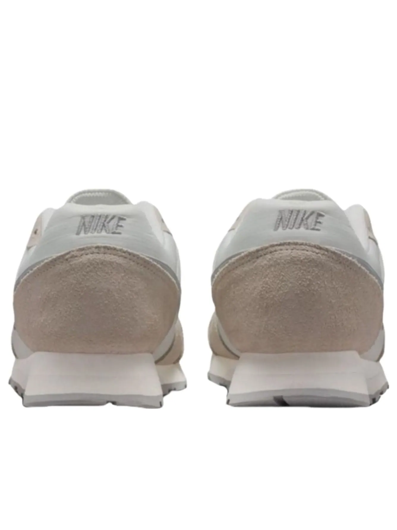 (WMNS) Кроссовки Nike MD Runner 2 'Серые' — изображение 3 из 5, серый