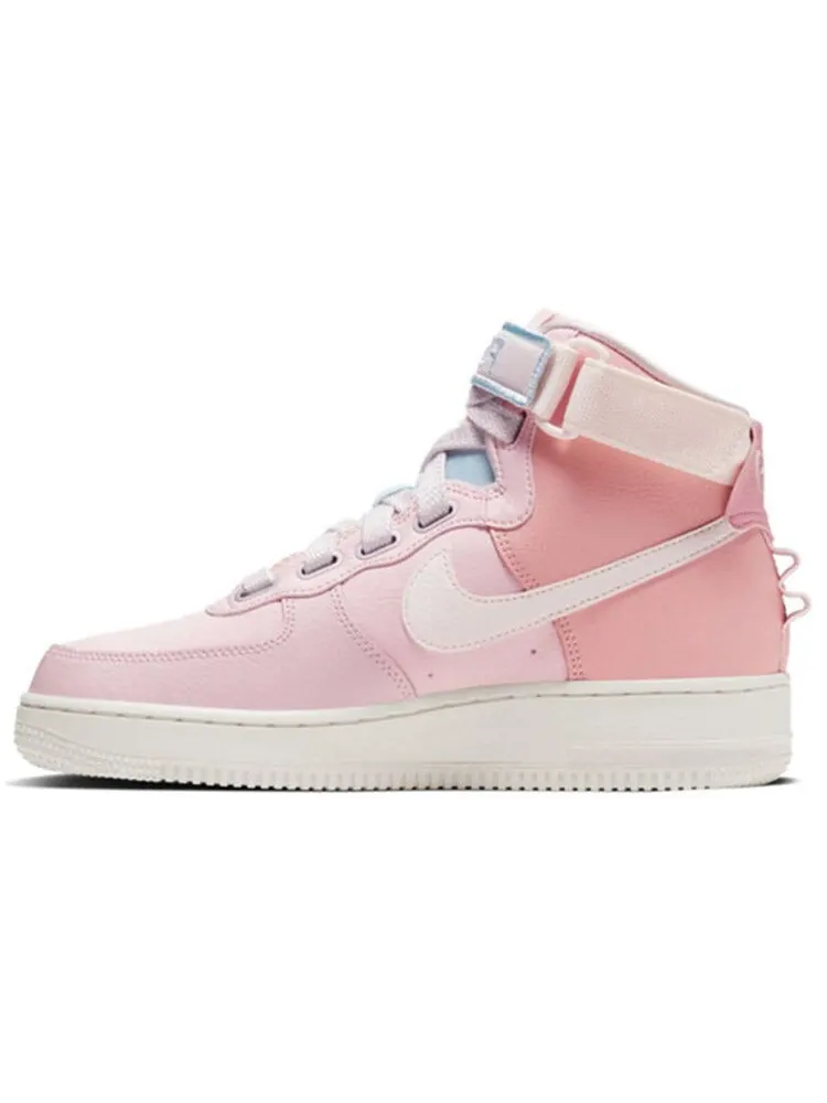 Кроссовки Nike Air Force 1 High Utility Force is Female — изображение 2 из 4, розовый