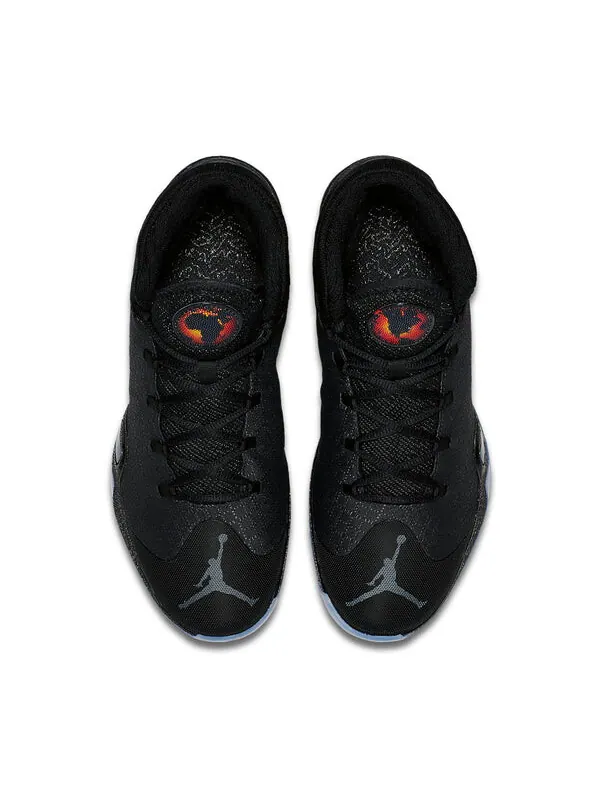 Кроссовки 30 Air Jordan — изображение 4 из 4, черный/-черный-белый