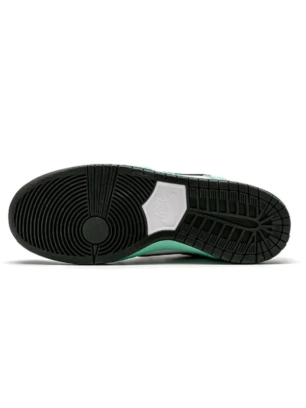 Кроссовки sb dunk low Nike — изображение 4 из 4, зеленый/черный-белый