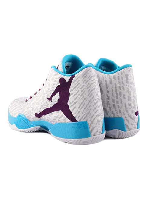 Кроссовки 29 Air Jordan — изображение 4 из 4, белый