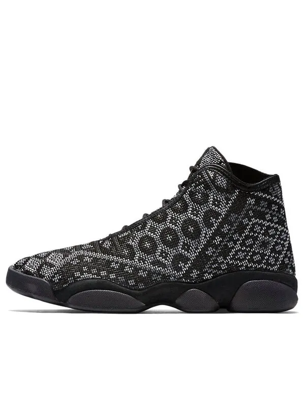 Кроссовки горизонт prm Air Jordan — изображение 1 из 4, черный