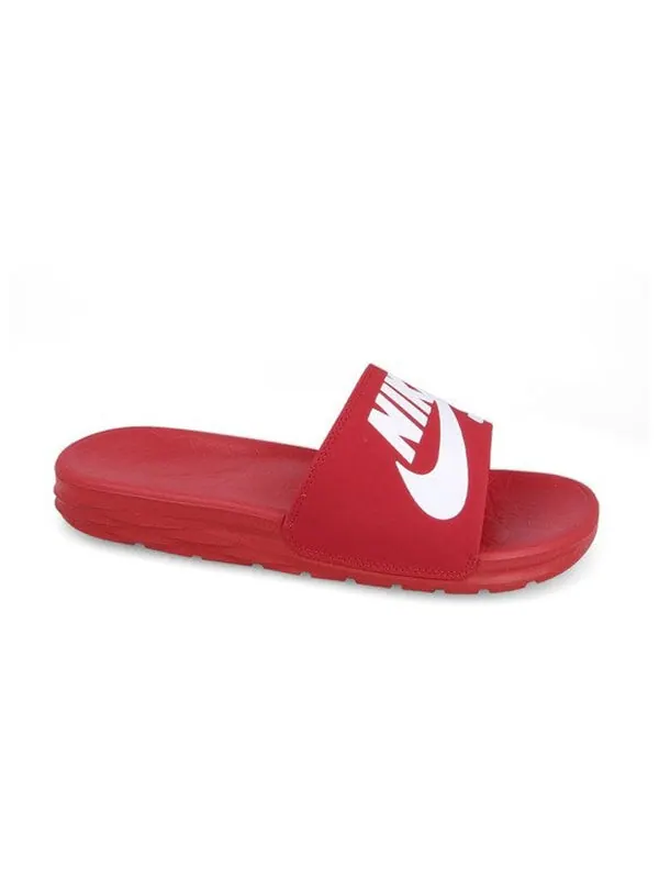 Тапочки benassi solarsoft sb 'university red' Nike — изображение 2 из 4, красный