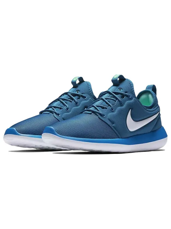 Кроссовки roshe two минималистичные уютные низкие ретро Nike — изображение 3 из 4, синий/белый