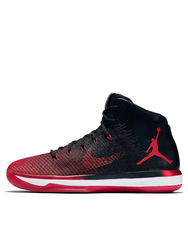 Кроссовки 31 Air Jordan — изображение 1 из 4, черный/белый-красный