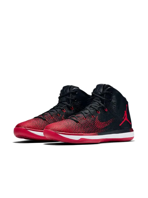 Кроссовки 31 Air Jordan — изображение 4 из 4, черный/белый-красный