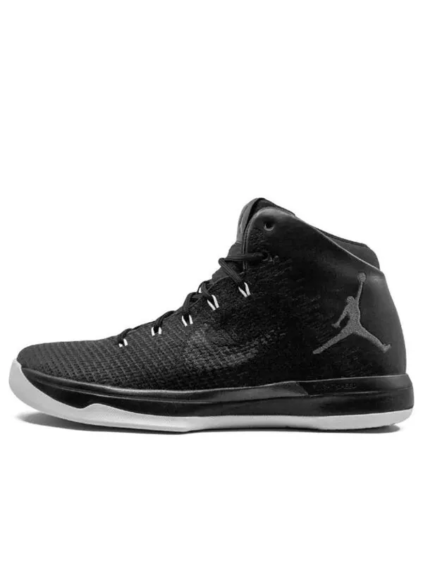 Кроссовки 31 Air Jordan — изображение 1 из 4, черный