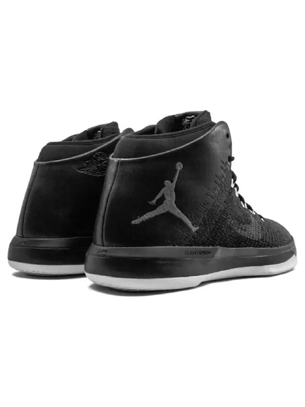 Кроссовки 31 Air Jordan — изображение 3 из 4, черный