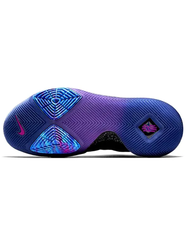 Кроссовки kyrie 3 эп. Nike — изображение 4 из 4, черный/синий/фиолетовый