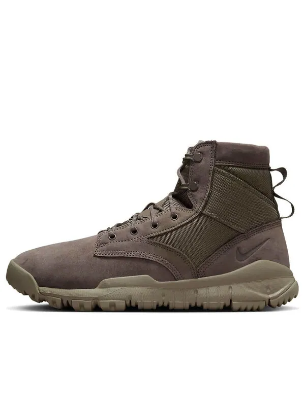 Кроссовки sfb 6' leather boot 'dark mushroom' Nike — изображение 1 из 4, таупэ