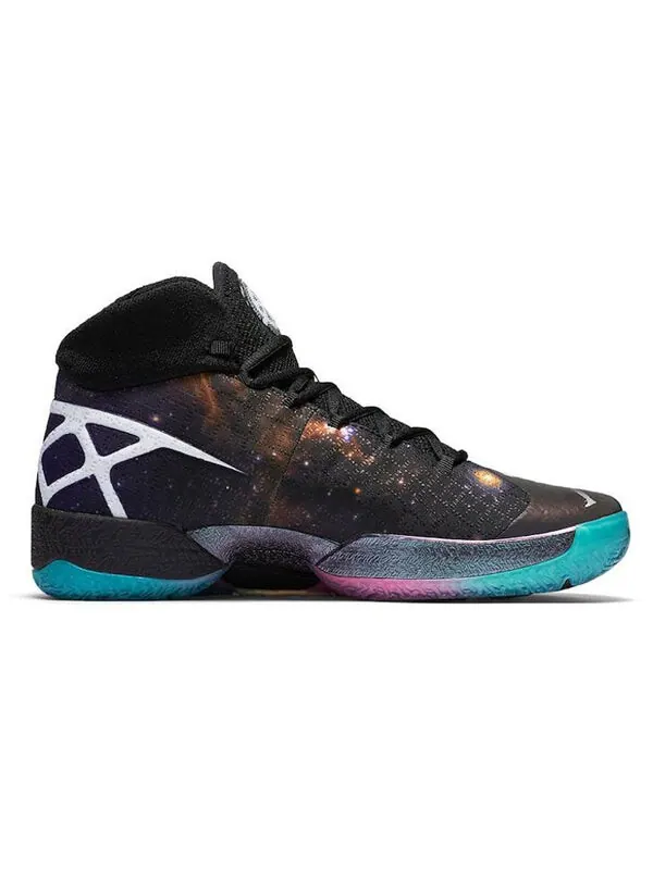 Кроссовки 30 набережная 54 Air Jordan — изображение 2 из 4, черный/белый