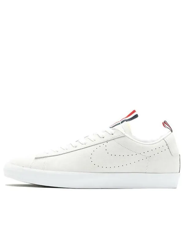 Кроссовки sb blazer low premium qs Nike — изображение 1 из 3, белый/белый/черный