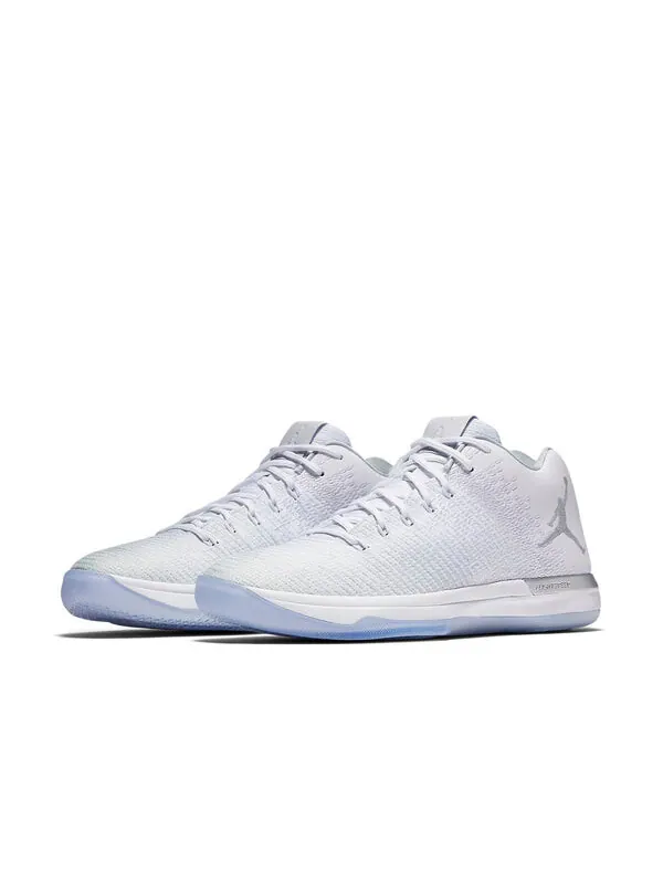 Кроссовки 31 низкие Air Jordan — изображение 3 из 4