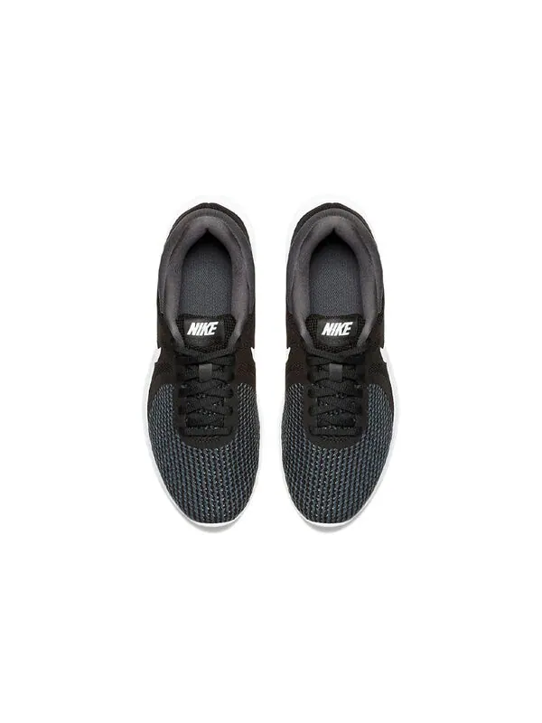 Революция кроссовок 4 Nike — изображение 4 из 4, черный/белый